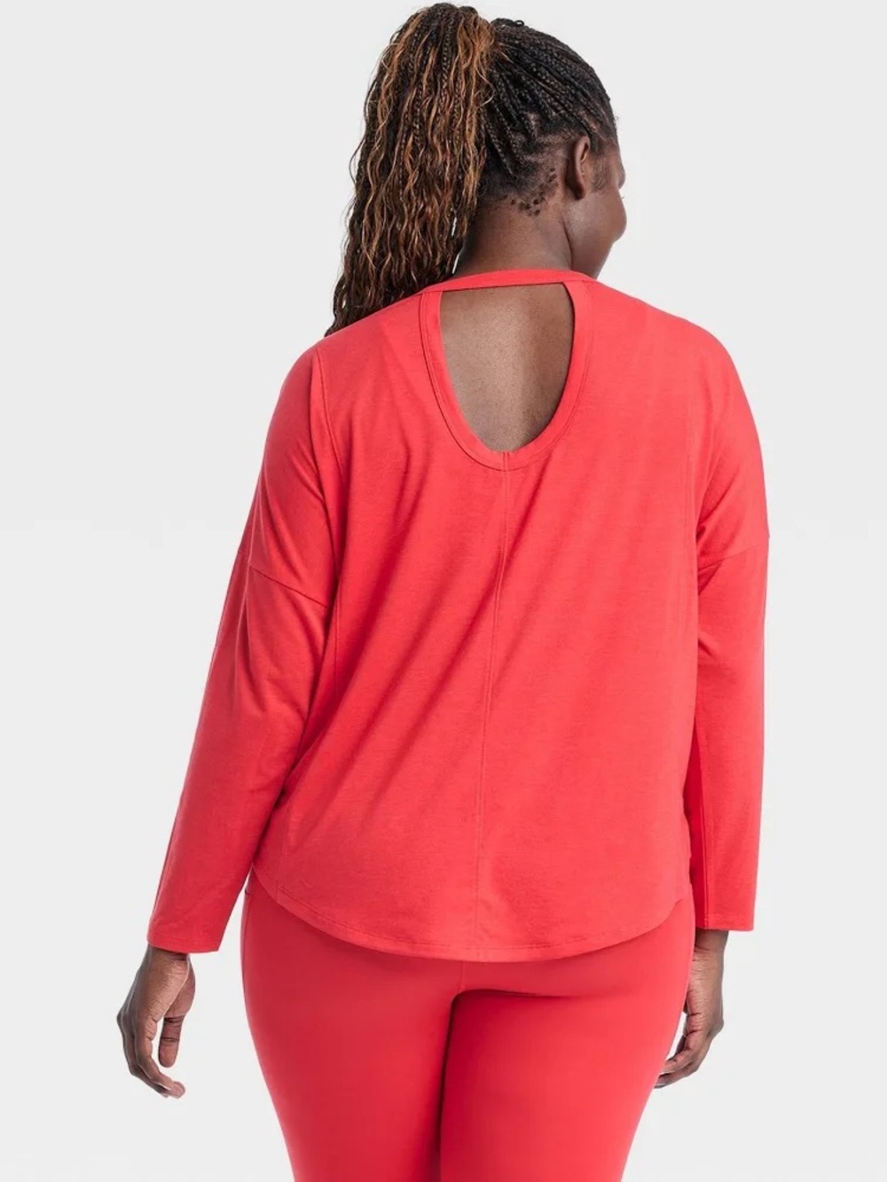 All in motion top- legging friendly